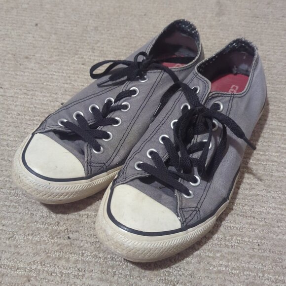 CONVERSE Chuck Taylor Size 9 Charcoal Gray Canvas Low Top Sneakers - Picture 5 of 5